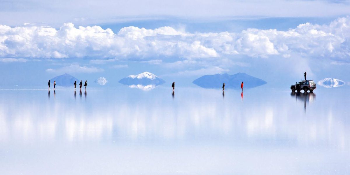Perfect Reflections in the Salar de Uyuni 5 Continents Production